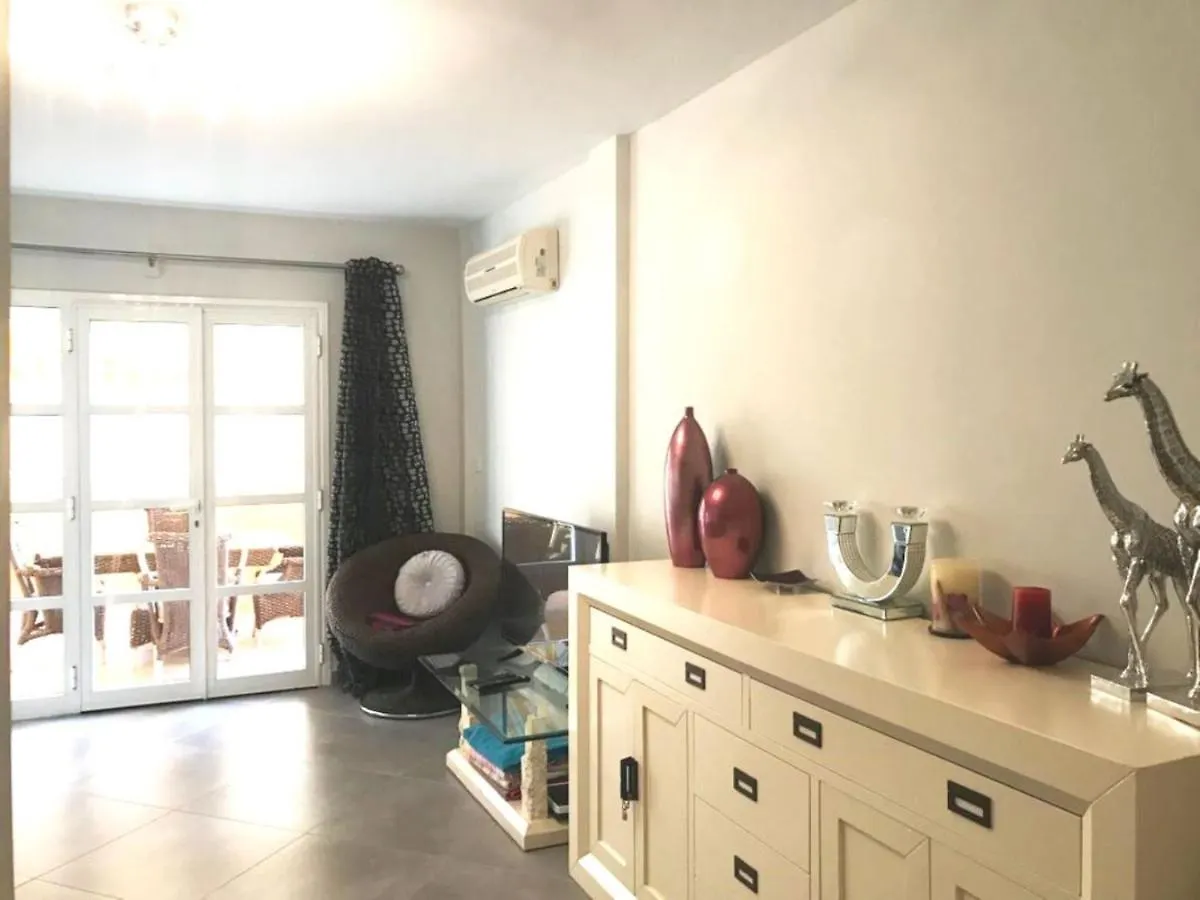 Luxury 2 Bedroom Apartment In El Duque, Costa Adeje 아데제 0*,  스페인