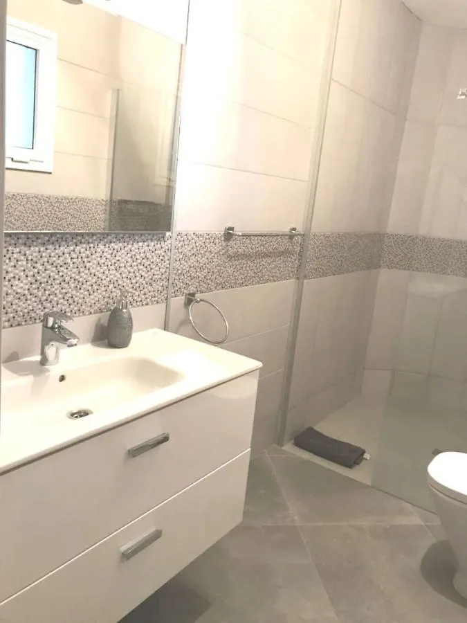 Luxury 2 Bedroom Apartment In El Duque, Costa Adeje Costa Adeje  Spagna